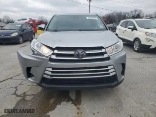 2018 Toyota Highlander LE with VIN 5TDBZRFH8JS854376, listed as a Copart auction lot 45415215 with 84,492 mi miles and Salvage Title. Bid and sale history available at carsss.com. Image 5.