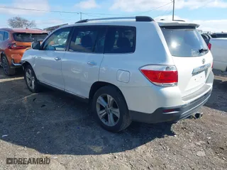 2012 Toyota Highlander Limited with VIN 5TDYK3EH4CS052018, listed as a IAAI auction lot 41731421 with 197,132 mi miles. Bid and sale history available at carsss.com. Image 3.