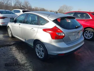 2012 Ford Focus SEL with VIN 1FAHP3M22CL413512, listed as a IAAI auction lot 41758125 with 161,857 mi miles. Bid and sale history available at carsss.com. Image 3.
