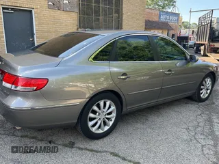 2008 Hyundai Azera Limited with VIN KMHFC46FX8A332579, listed as a Copart auction lot 63121015 with 160,619 mi miles and Clean title. Bid and sale history available at DreamBid. Image 4.