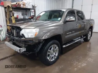 2014 Toyota Tacoma PreRunner with VIN 3TMJU4GNXEM164507, listed as a IAAI auction lot 42118984 with 183,101 mi miles and . Bid and sale history available at DreamBid. Image 19.