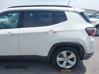 2019 Jeep Compass Latitude z VIN 3C4NJCBB4KT616437, wystawiony jako IAAI lot #42049491 z przebiegiem 42 495 mil mil oraz . Historia ofert i sprzedaży dostępna na DreamBid. Obrazek 19.