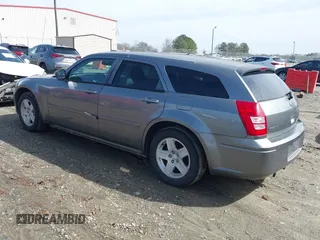 2005 Dodge Magnum SE with VIN 2D4FV48VX5H117187, listed as a IAAI auction lot 41569678 with 138,600 mi miles and . Bid and sale history available at carsss.com. Image 3.