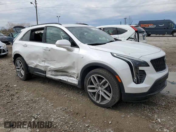 2019 Cadillac XT4 FWD Sport z VIN 1GYFZER48KF112347, wystawiony jako Copart lot #51124995 z przebiegiem 60 811 mil mil oraz Szkoda całkowita • Salvage title. Historia ofert i sprzedaży dostępna na DreamBid. Obrazek 4.