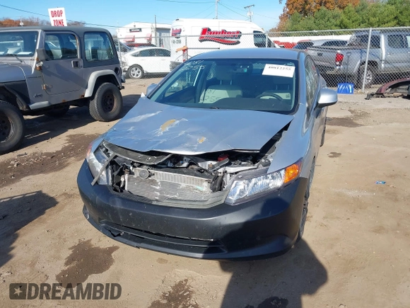 2012 Honda Civic LX z VIN 19XFB2F58CE107540, wystawiony jako IAAI lot #40812255 z przebiegiem 155 402 mil mil oraz . Historia ofert i sprzedaży dostępna na DreamBid. Obrazek 17.