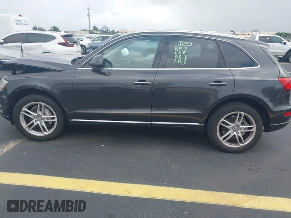 2015 Audi Q5 Premium Plus z VIN WA1LFAFP7FA078648, wystawiony jako IAAI lot #42458743 z przebiegiem 108 057 mil mil oraz . Historia ofert i sprzedaży dostępna na DreamBid. Obrazek 15.