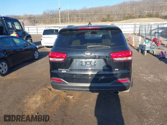2016 Kia Sorento LX with VIN 5XYPG4A32GG031328, listed as a IAAI auction lot 41890459 with 158,475 mi miles. Bid and sale history available at carsss.com. Image 16.