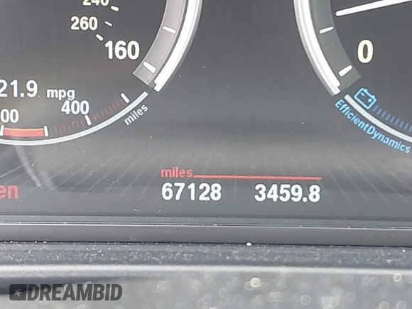 2014 BMW 5 Series 535i with VIN WBA5B1C58EDZ37186, listed as a IAAI auction lot 42040394 with 67,128 mi miles and . Bid and sale history available at DreamBid. Image 15.