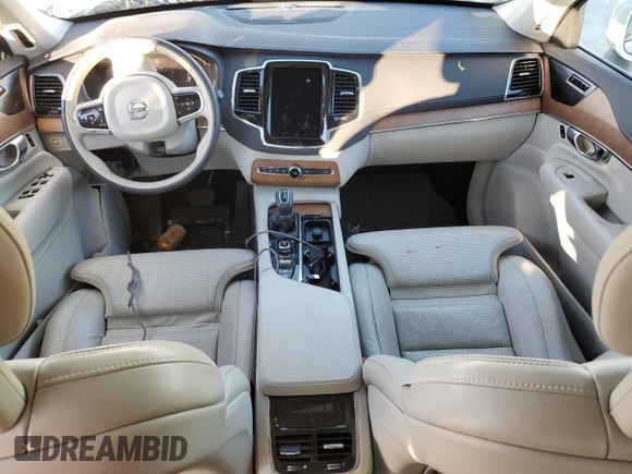 2020 Volvo XC90 Inscription z VIN YV4A221L5L1551345, wystawiony jako Copart lot #42405175 z przebiegiem 62 802 mil mil oraz Szkoda całkowita • Salvage title. Historia ofert i sprzedaży dostępna na DreamBid. Obrazek 8.