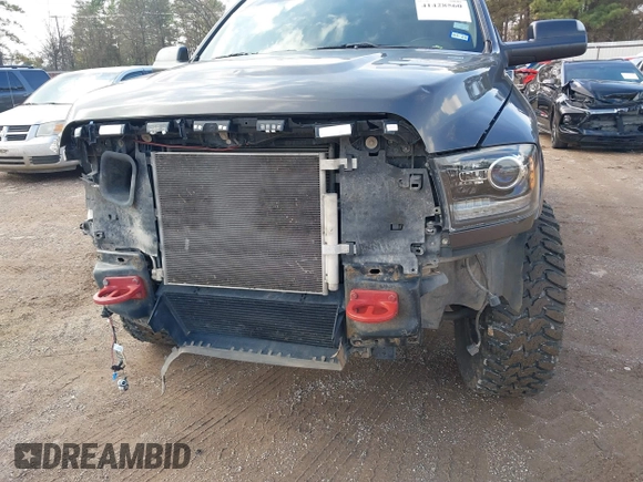 2017 Ram 2500 Laramie with VIN 3C6UR5FL9HG759802, listed as a IAAI auction lot 41428560 with 140,101 mi miles. Bid and sale history available at carsss.com. Image 18.