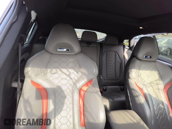 2020 BMW X4 M Competition z VIN 5YMUJ0C04LLA99557, wystawiony jako Copart lot #47123425 z przebiegiem 41 594 mil mil oraz Czysty tytuł • Clean title. Historia ofert i sprzedaży dostępna na DreamBid. Obrazek 10.