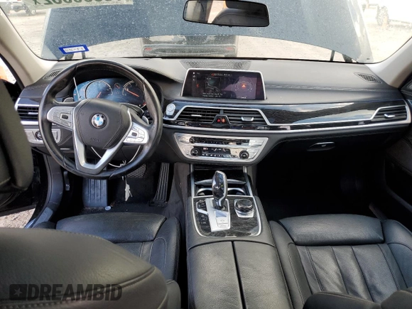 2018 BMW 7 Series 740i with VIN WBA7E2C54JG742927, listed as a Copart auction lot 70306082 with 69,735 mi miles. Bid and sale history available at carsss.com. Image 8.