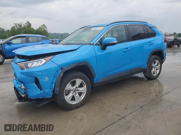 2021 Toyota RAV4 XLE with VIN 2T3P1RFV2MC142047, listed as a Copart auction lot 59095105 with 90,624 mi miles and Salvage title. Bid and sale history available at DreamBid. Image 1.