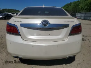 2012 Buick LaCrosse Premium 1 z VIN 1G4GD5E3XCF335041, wystawiony jako Copart lot #54889695 z przebiegiem 128 818 mil mil oraz Szkoda całkowita • Salvage title. Historia ofert i sprzedaży dostępna na DreamBid. Obrazek 6.