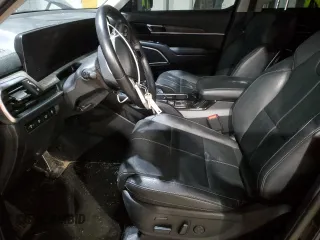 2023 Kia Telluride SX Prestige z VIN 5XYP5DGC7PG338443, wystawiony jako Copart lot #42247525 z przebiegiem 37 337 mil mil oraz Szkoda całkowita • Salvage title. Historia ofert i sprzedaży dostępna na DreamBid. Obrazek 7.