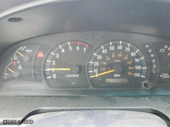 2002 Toyota Tundra SR5 with VIN 5TBBT44102S238756, listed as a Copart auction lot 48167535 with 252,665 mi miles and Salvage Title. Bid and sale history available at carsss.com. Image 9.