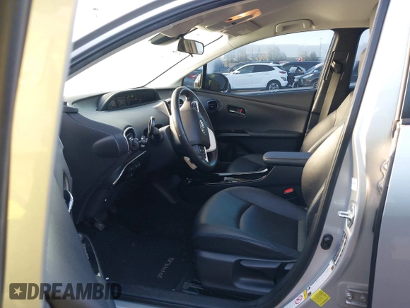 2017 Toyota Prius Two with VIN JTDKARFU3H3049806, listed as a IAAI auction lot 41811825 with 94,453 mi miles. Bid and sale history available at carsss.com. Image 5.