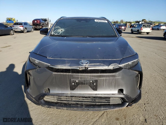 2024 Toyota bZ4X XLE with VIN JTMABACA4RA054871, listed as a Copart auction lot 43635915 with 3,206 mi miles and Salvage Title. Bid and sale history available at carsss.com. Image 5.