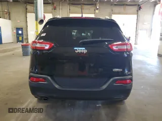 2017 Jeep Cherokee Latitude with VIN 1C4PJLCB7HW643173, listed as a Copart auction lot 62900685 with 108,531 mi miles and Salvage title. Bid and sale history available at DreamBid. Image 6.