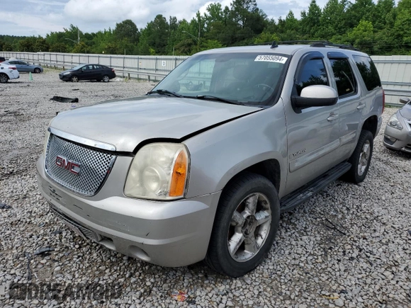 2007 GMC Yukon SLE w/3SA with VIN 1GKFC13C77J256366, listed as a Copart auction lot 72216464 with 197,660 mi miles and Salvage Title. Bid and sale history available at carsss.com. Image 1.