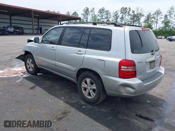 2001 Toyota Highlander with VIN JTEGF21A110013983, listed as a IAAI auction lot 42062611 with 236,536 mi miles and . Bid and sale history available at DreamBid. Image 3.