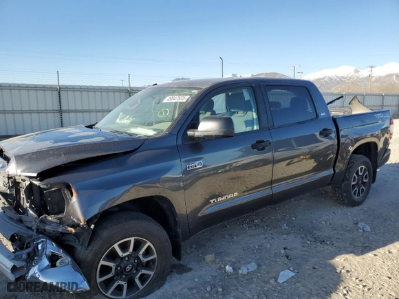 2017 Toyota Tundra 4WD SR5 with VIN 5TFDW5F14HX605266, listed as a Copart auction lot 49847835 with 73,181 mi miles and Salvage Title. Bid and sale history available at carsss.com. Image 1.