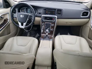 2015 Volvo S60 T5 Drive-E Premier Plus with VIN YV126MFC8F1307154, listed as a Copart auction lot 87926365 with 90,403 mi miles and Clean Title. Bid and sale history available at DreamBid. Image 8.