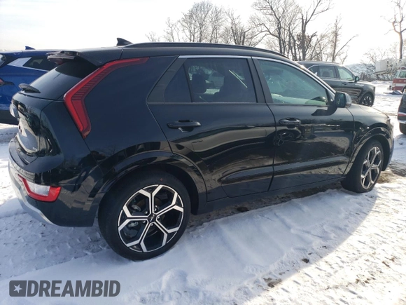 2024 Kia Niro EX Touring with VIN KNDCR3LE8R5152863, listed as a Copart auction lot 86827274 with 16 mi miles and Salvage Title. Bid and sale history available at carsss.com. Image 3.