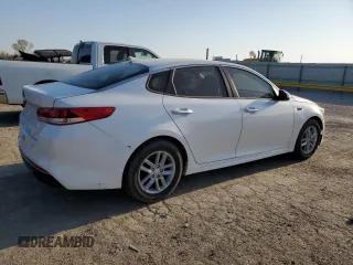 2016 Kia Optima LX z VIN 5XXGT4L3XGG031946, wystawiony jako Copart lot #50658835 z przebiegiem 125 449 mil mil oraz Szkoda całkowita • Salvage title. Historia ofert i sprzedaży dostępna na DreamBid. Obrazek 3.