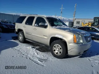 2007 GMC Yukon SLE w/3SA with VIN 1GKFC13C27J297648, listed as a Copart auction lot 44720265 with 133,046 mi miles and Salvage Title. Bid and sale history available at carsss.com. Image 4.