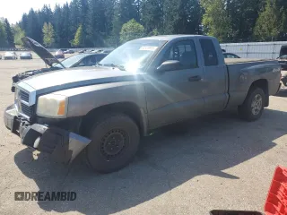 2006 Dodge Dakota SLT with VIN 1D7HW42KX6S520054, listed as a Copart auction lot 53320995 with 205,206 mi miles and Salvage Title. Bid and sale history available at carsss.com. Image 1.