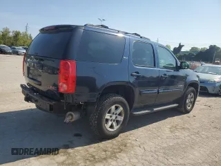2007 GMC Yukon SLT with VIN 1GKFK13057J345796, listed as a Copart auction lot 71773124 with 218,788 mi miles and Salvage Title. Bid and sale history available at carsss.com. Image 3.
