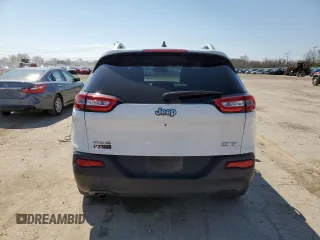 2015 Jeep Cherokee Latitude with VIN 1C4PJMCB3FW668400, listed as a Copart auction lot 48825454 with 111,284 mi miles and Non Repairable. Bid and sale history available at carsss.com. Image 6.