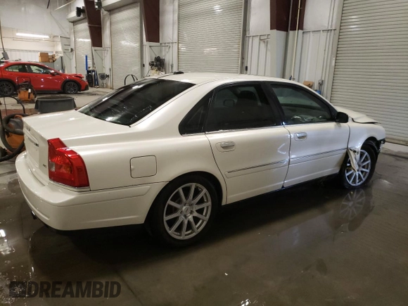 2005 Volvo S80 with VIN YV1TH592151395003, listed as a Copart auction lot 77357464 with 151,091 mi miles and Salvage Title. Bid and sale history available at carsss.com. Image 3.