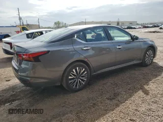 2025 Nissan Altima SV with VIN 1N4BL4DVXSN319012, listed as a Copart auction lot 50271025 with 12,831 mi miles and Clean Title. Bid and sale history available at carsss.com. Image 3.