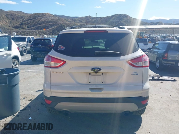 2014 Ford Escape SE with VIN 1FMCU9GX5EUB53378, listed as a IAAI auction lot 41709382 with Not provided miles and . Bid and sale history available at DreamBid. Image 15.