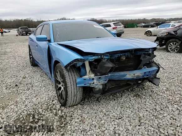 2015 Dodge Charger RT z VIN 2C3CDXCT3FH880085, wystawiony jako Copart lot #44606025 z przebiegiem 105 302 mil mil oraz Szkoda całkowita • Salvage title. Historia ofert i sprzedaży dostępna na DreamBid. Obrazek 11.