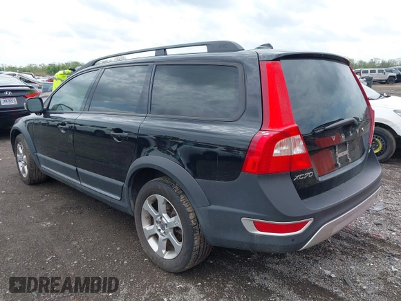 2008 Volvo XC70 with VIN YV4BZ982781038191, listed as a IAAI auction lot 42166684 with 94,001 mi miles and . Bid and sale history available at DreamBid. Image 3.