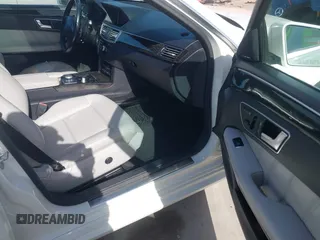 2012 Mercedes-Benz E-Class E 350 Luxury with VIN WDDHF5KB3CA592530, listed as a IAAI auction lot 41839974 with 115,012 mi miles. Bid and sale history available at carsss.com. Image 5.