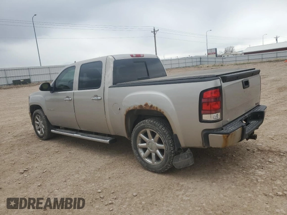 2008 GMC Sierra Denali z VIN 2GTEK638081143910, wystawiony jako Copart lot #53369665 z przebiegiem 161 870 mil mil oraz Szkoda całkowita • Salvage title. Historia ofert i sprzedaży dostępna na DreamBid. Obrazek 2.