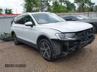 2019 Volkswagen Tiguan SE with VIN 3VV3B7AX6KM018161, listed as a IAAI auction lot 42279398 with 96,534 mi miles and . Bid and sale history available at DreamBid. Image 1.