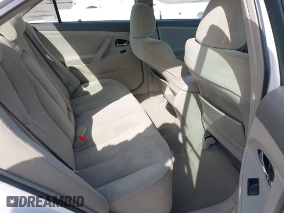 2009 Toyota Camry with VIN 4T1BE46K69U913065, listed as a IAAI auction lot 41906304 with 153,018 mi miles. Bid and sale history available at carsss.com. Image 8.