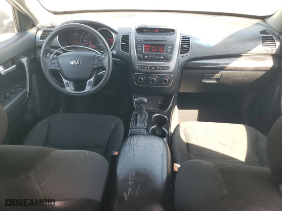 2015 Kia Sorento LX with VIN 5XYKTDA79FG607987, listed as a Copart auction lot 51002825 with 185,956 mi miles and Clean Title. Bid and sale history available at carsss.com. Image 8.
