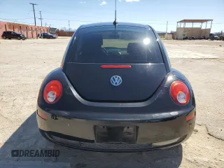 2008 Volkswagen New Beetle Coupe S with VIN 3VWRG31C28M525516, listed as a Copart auction lot 49739345 with 154,798 mi miles and Clean Title. Bid and sale history available at carsss.com. Image 6.