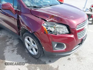2016 Chevrolet Trax LTZ with VIN 3GNCJRSB3GL161721, listed as a IAAI auction lot 41877282 with 108,709 mi miles. Bid and sale history available at carsss.com. Image 6.