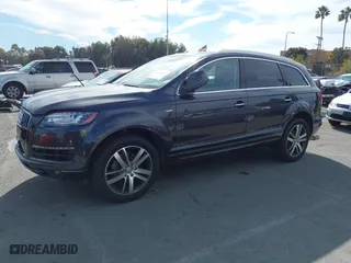 2015 Audi Q7 3.0T Premium Plus with VIN WA1LGAFE1FD017760, listed as a IAAI auction lot 40655657 with NaN miles. Bid and sale history available at carsss.com. Image 17.