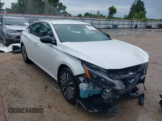 2024 Nissan Altima SV with VIN 1N4BL4DV2RN329074, listed as a IAAI auction lot 42484689 with 12,892 mi miles and . Bid and sale history available at DreamBid. Image 1.