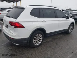 2019 Volkswagen Tiguan S with VIN 3VV1B7AX7KM018189, listed as a IAAI auction lot 41741924 with 61,740 mi miles. Bid and sale history available at carsss.com. Image 4.