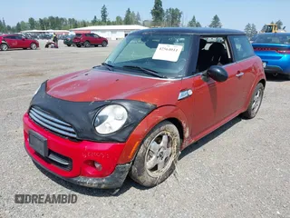 2011 MINI Hardtop with VIN WMWSU3C55BT181956, listed as a IAAI auction lot 42564011 with 106,430 mi miles and . Bid and sale history available at DreamBid. Image 17.