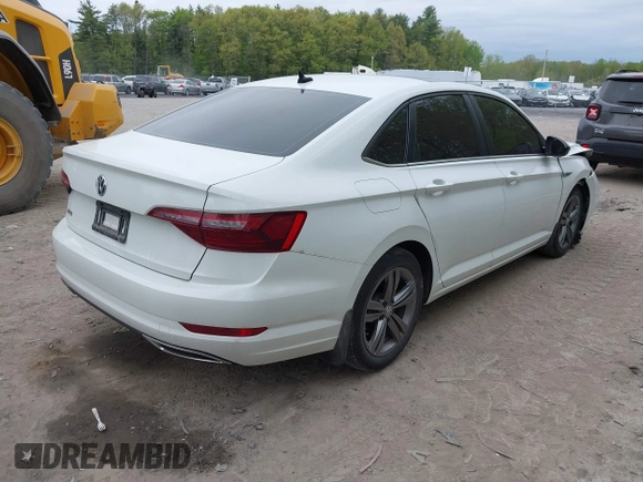2021 Volkswagen Jetta S z VIN 3VWC57BU6MM020180, wystawiony jako IAAI lot #42263574 z przebiegiem 68 384 mil mil oraz . Historia ofert i sprzedaży dostępna na DreamBid. Obrazek 4.